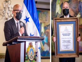 Director de FLACSO Honduras recibe Premio Nacional de Ciencia 2021