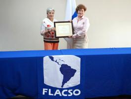 Secretaria General de FLACSO recibe reconocimiento de la Embajada de México en Costa Rica