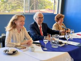 Secretaria General de la FLACSO participa en la mesa de análisis del libro “América Latina: ¿Hay voluntad política para construir un futuro diferente”