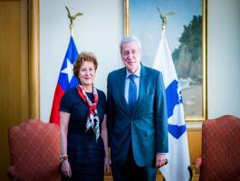 Secretaria General de FLACSO realiza visita de cortesía al Ministro de Relaciones Exteriores de Chile, Dr. Alberto van Klaveren