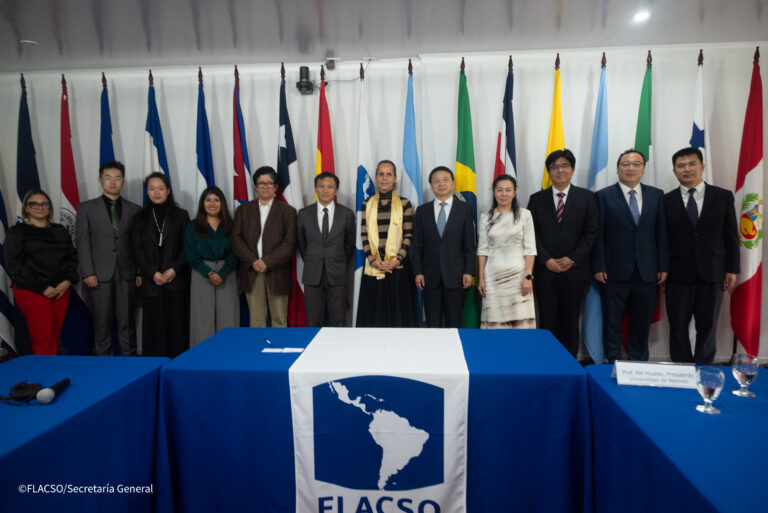 Visita universidad de Remin a la SG de FLACSO