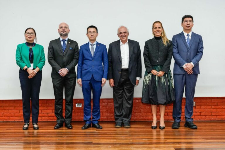 Inauguración III Seminario Internacional de la Cátedra China Contemporánea